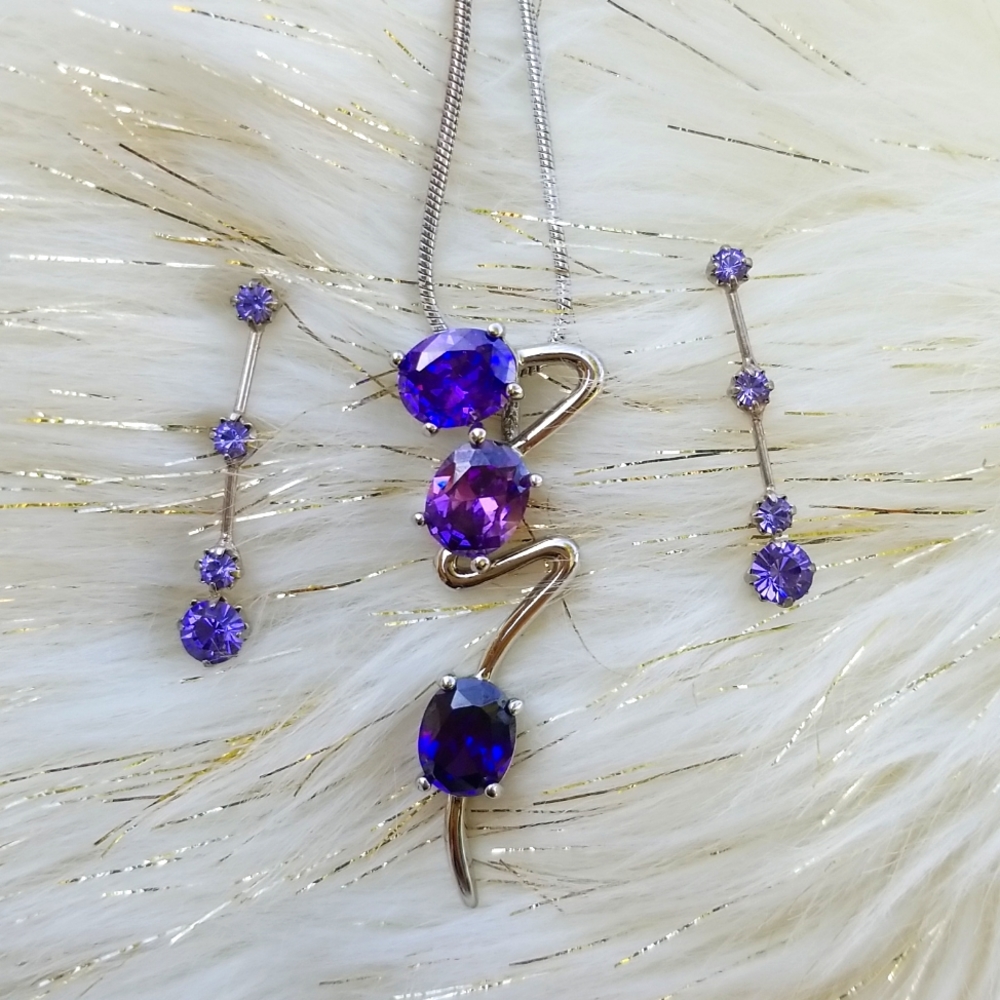 Jewelry Set - Picture 4 of 5